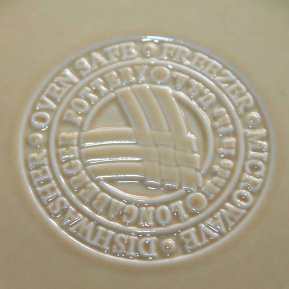 Longaberger Large Milk Pitcher Butternut Yellow USA - Picture 3 of 3